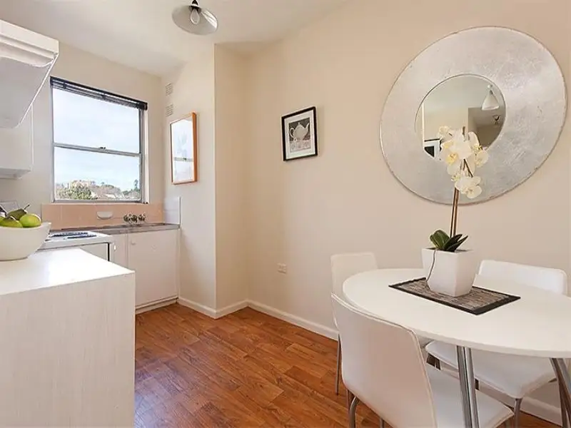55/204 Jersey Road, Woollahra Sold by Bradfield Badgerfox - image 1