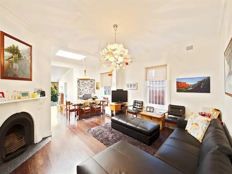 7 Marroo Street, Bronte Sold by Bradfield Badgerfox - image 1