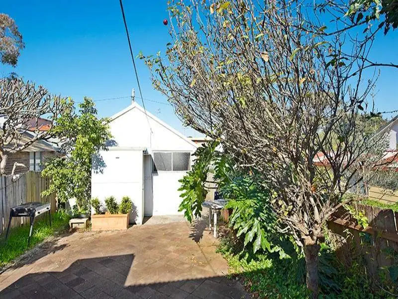 5 Read Street, Bronte Sold by Bradfield Badgerfox - image 1
