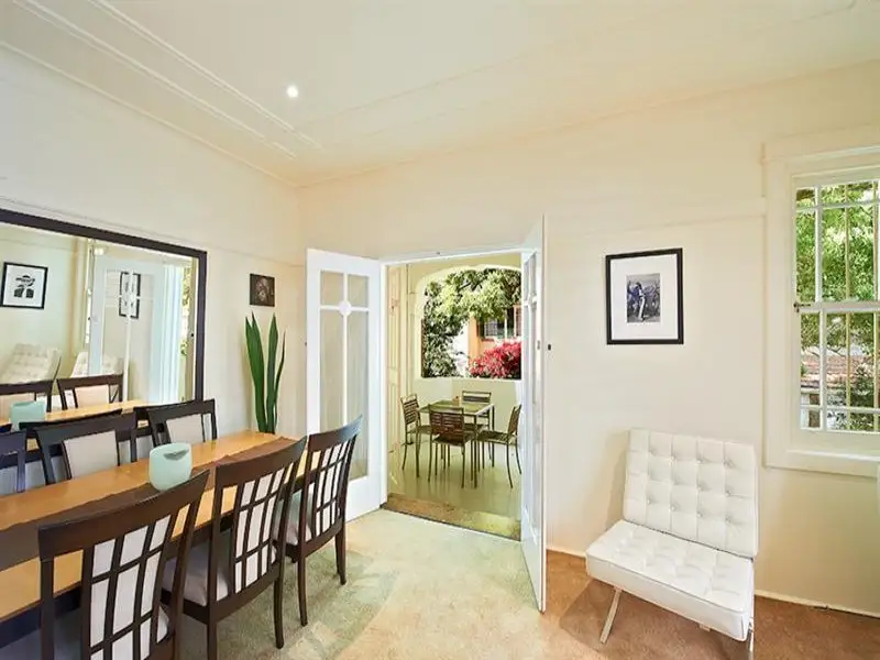 8/123 Ocean Street, Edgecliff Sold by Bradfield Badgerfox - image 1