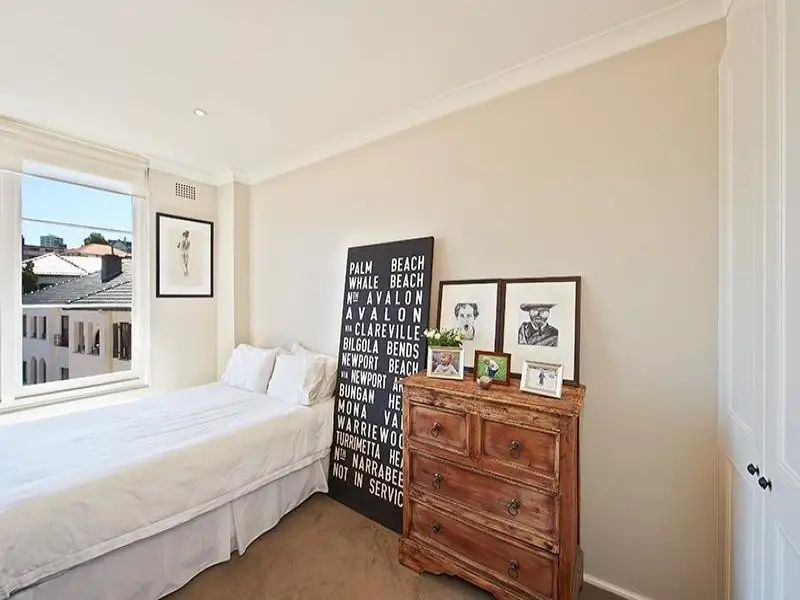 43/22 New Beach Road, Darling Point Sold by Bradfield Badgerfox - image 1