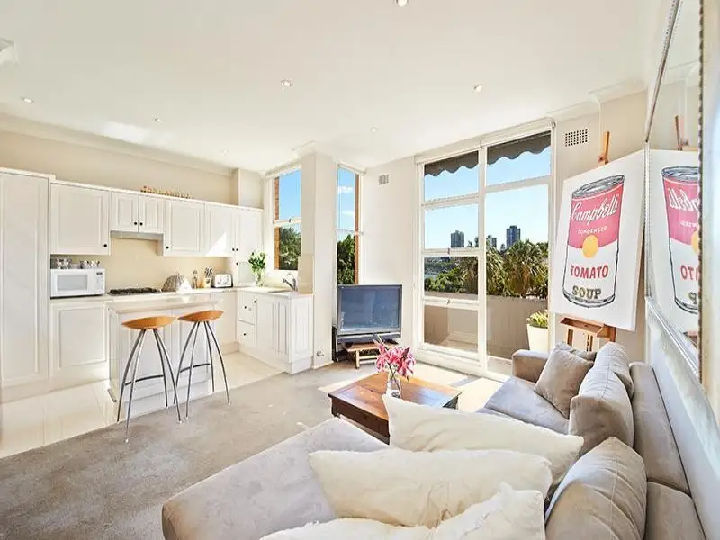 43/22 New Beach Road, Darling Point Sold by Bradfield Badgerfox - image 1