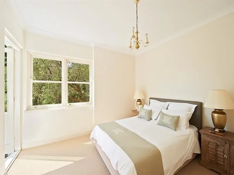 2/38 Wunulla Road, Point Piper Sold by Bradfield Badgerfox - image 1