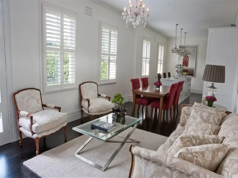 4/129-131 Darling Point Road, Darling Point Sold by Bradfield Badgerfox - image 1