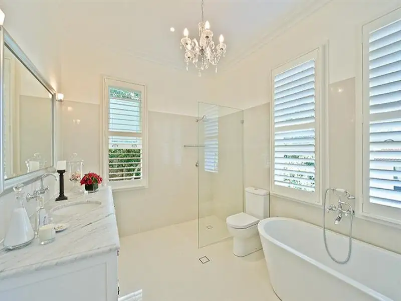 4/129-131 Darling Point Road, Darling Point Sold by Bradfield Badgerfox - image 1