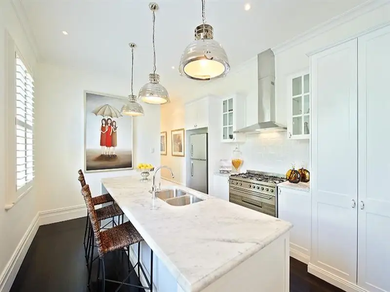 4/129-131 Darling Point Road, Darling Point Sold by Bradfield Badgerfox - image 1