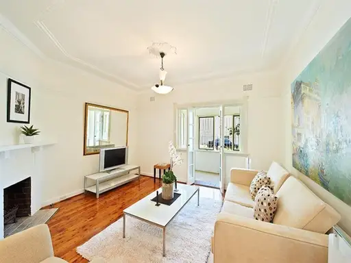 2/28 Attunga Street, Woollahra Sold by Bradfield Badgerfox