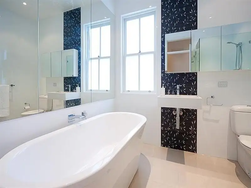 108 Oxford Street, Woollahra Sold by Bradfield Badgerfox - image 1