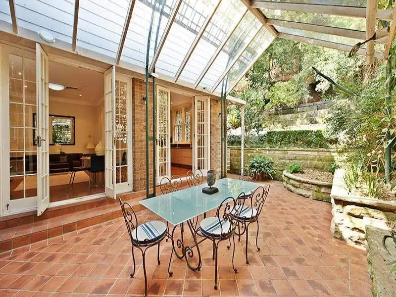 23 Darling Point Road, Darling Point Sold by Bradfield Badgerfox - image 1