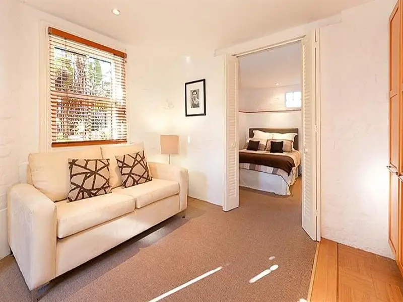 40 Suffolk Street, Paddington Sold by Bradfield Badgerfox - image 1