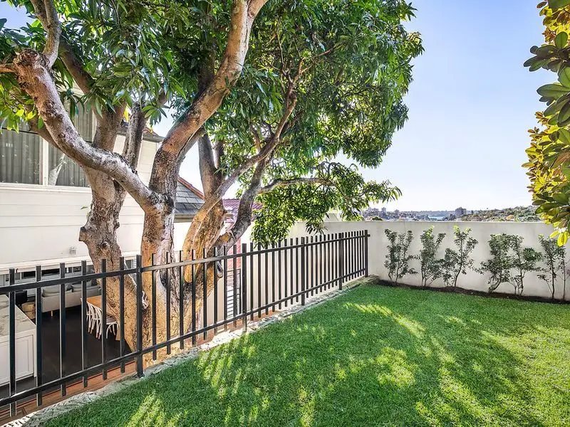 37 Bathurst Street, Woollahra Sold by Bradfield Badgerfox - image 1