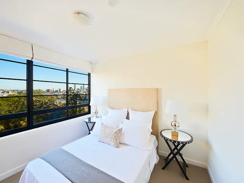 22-23 107 Darling Point Road, Darling Point Sold by Bradfield Badgerfox - image 1
