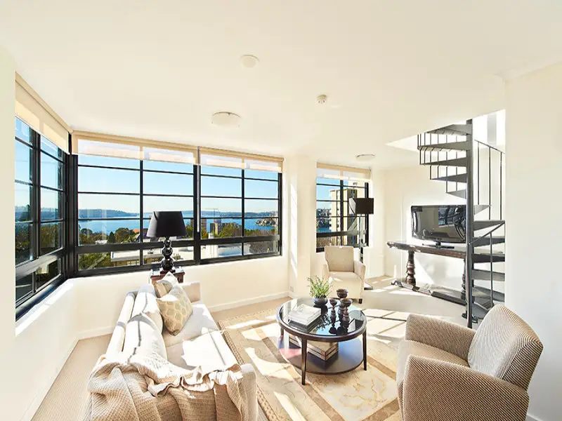 22-23 107 Darling Point Road, Darling Point Sold by Bradfield Badgerfox - image 1