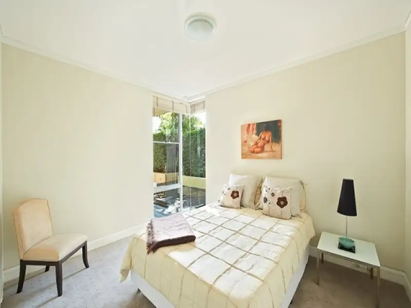2/515 New South Head Road, Double Bay Sold by Bradfield Badgerfox - image 1