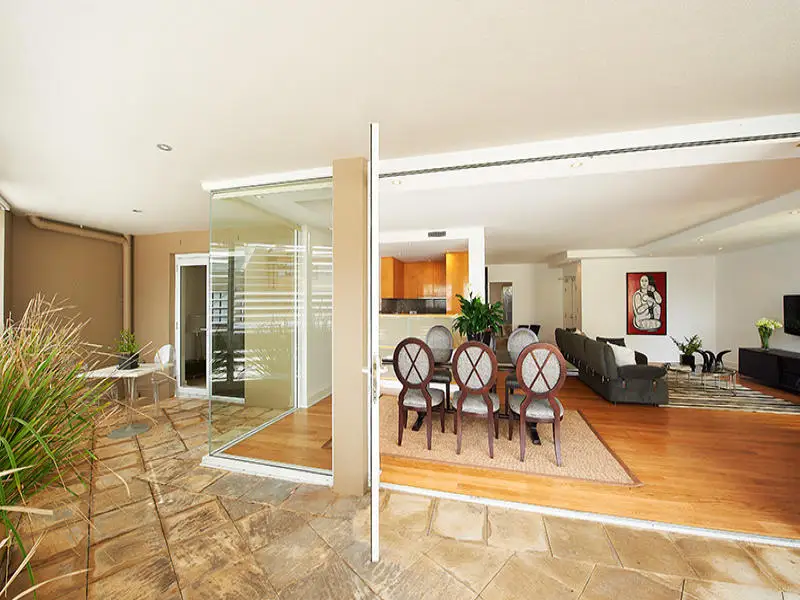 1/9 Gap Road, Watsons Bay Sold by Bradfield Badgerfox - image 1