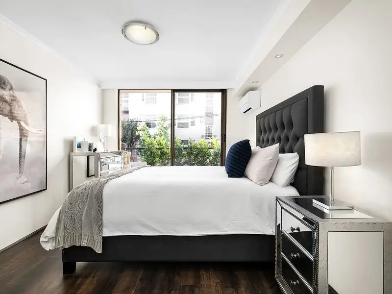 24/167-183 Brougham Street, Woolloomooloo Sold by Bradfield Badgerfox - image 1