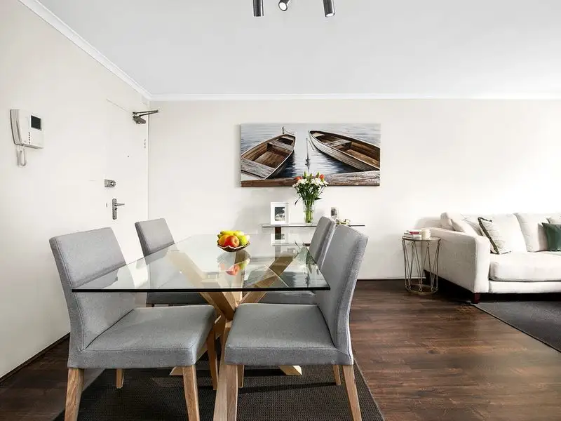 24/167-183 Brougham Street, Woolloomooloo Sold by Bradfield Badgerfox - image 1