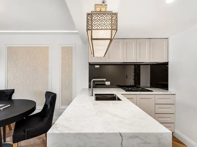 438/6 Cowper Wharf Road, Woolloomooloo Sold by Bradfield Badgerfox - image 1