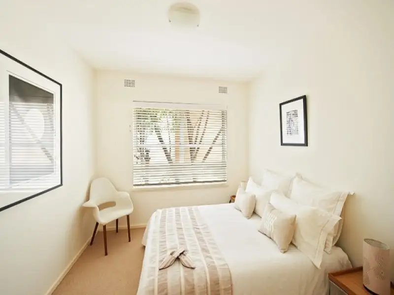 1/17-19 Guilfoyle Avenue, Double Bay Sold by Bradfield Badgerfox - image 1