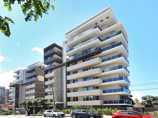 25/42-48 Waverley Street, Bondi Junction Sold by Bradfield Badgerfox