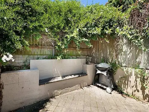 83 O\'Connell Street, Newtown Sold by Bradfield Badgerfox