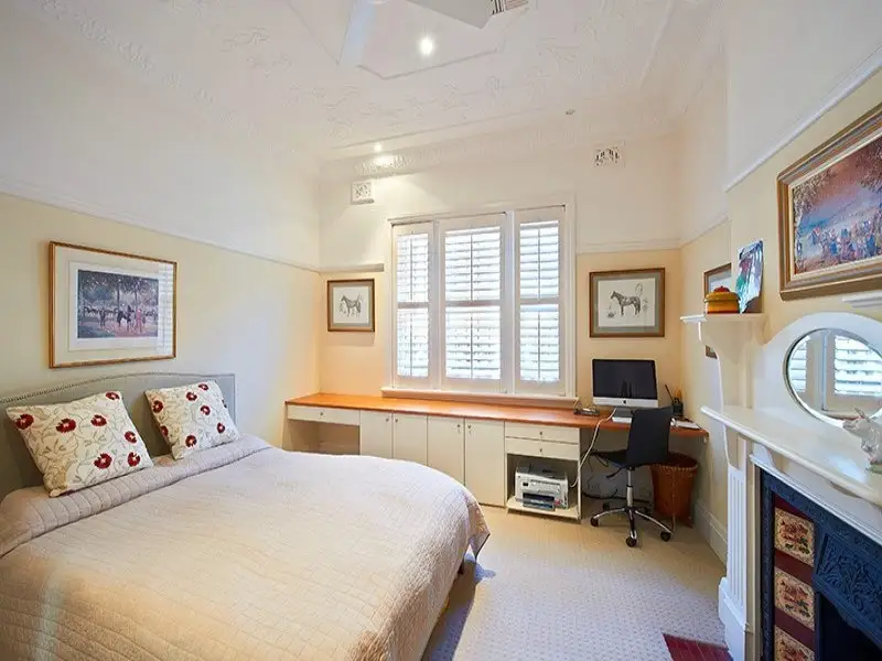 25 Mooramie Avenue, Kensington Sold by Bradfield Badgerfox - image 1