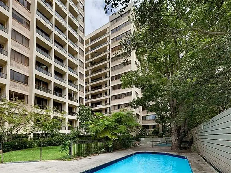 401/1 Boomerang Place, Woolloomooloo Sold by Bradfield Badgerfox - image 1