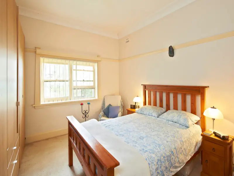 25 Eastern Avenue, Kensington Sold by Bradfield Badgerfox - image 1