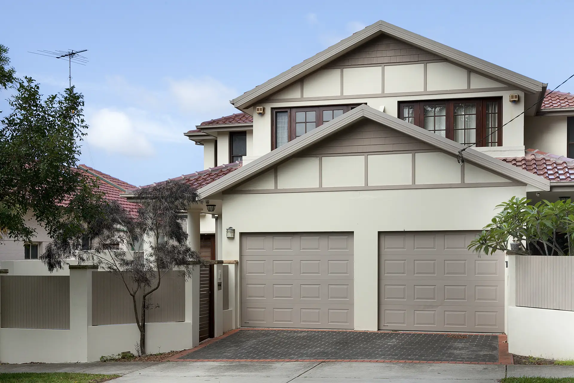 7B Marcel Avenue, Coogee Sold by Bradfield Badgerfox - image 1