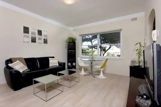 3/19A Poate Road, Centennial Park Sold by Bradfield Badgerfox