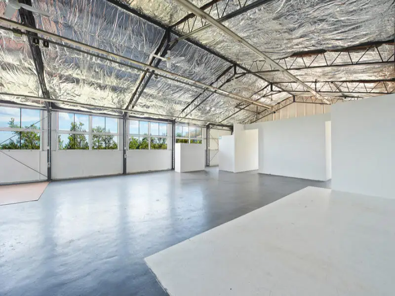 45-47 Dumbarton + 46 Thomas Street, McMahons Point Sold by Bradfield Badgerfox - image 1