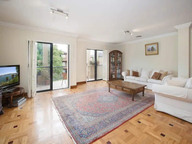 9/14-16 Liverpool Street, Rose Bay Sold by Bradfield Badgerfox - image 1