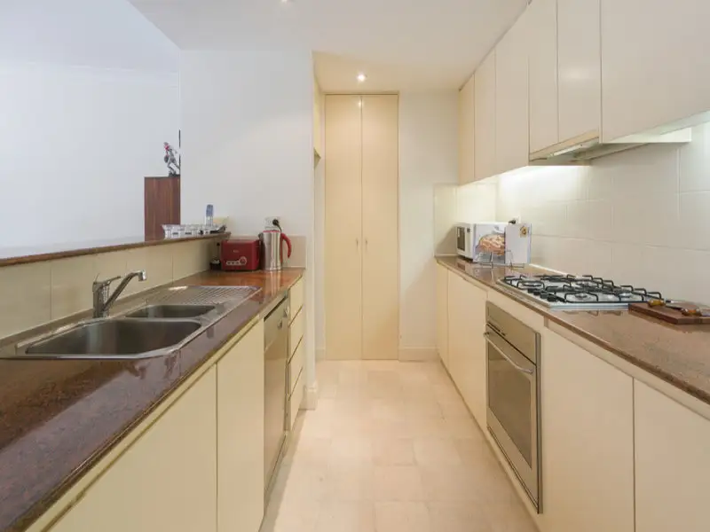 16/21-25 Waratah Street, Rushcutters Bay Sold by Bradfield Badgerfox - image 1