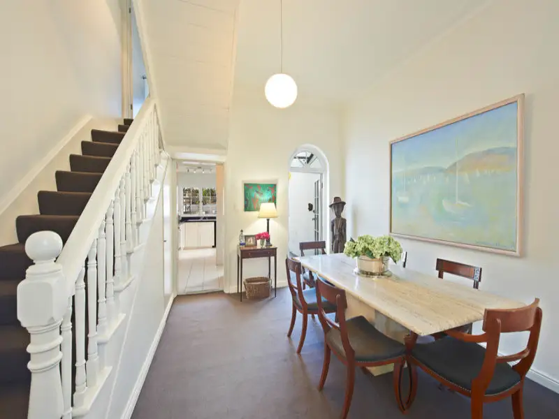 77 Cascade Street, Paddington Sold by Bradfield Badgerfox - image 1