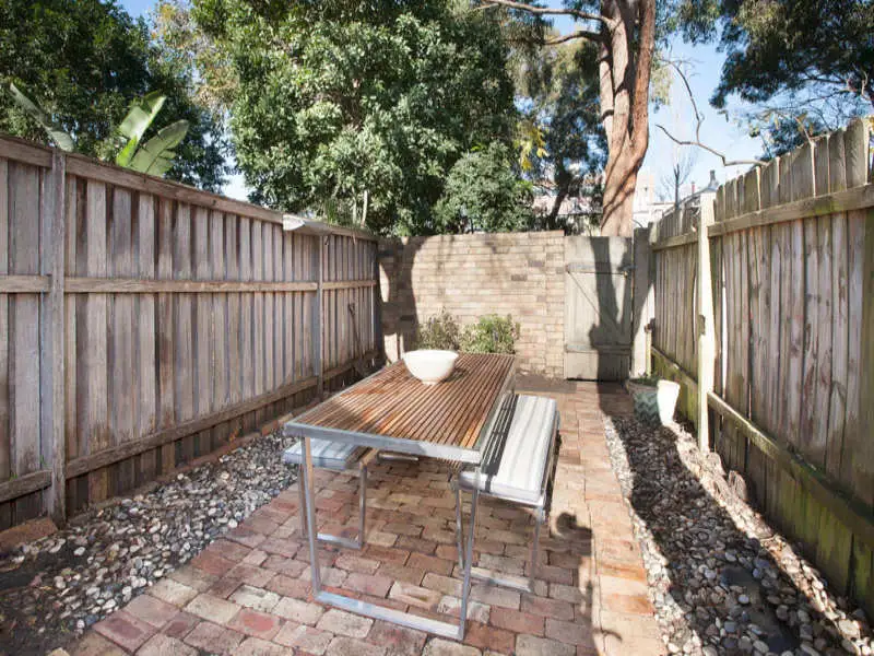 84 Underwood Street, Paddington Sold by Bradfield Badgerfox - image 1