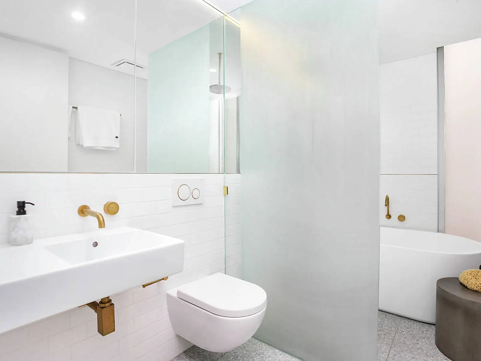 3/34 Curlewis Street, Bondi Beach Sold by Bradfield Badgerfox - image 1