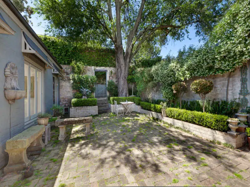 51 Holdsworth Street, Woollahra Sold by Bradfield Badgerfox - image 1