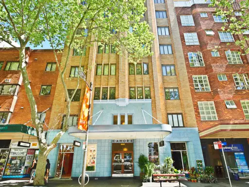 17/117 Macleay Street, Potts Point Sold by Bradfield Badgerfox