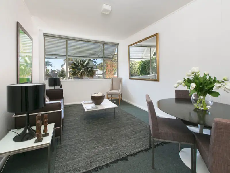 202/40 Stephen Street, Paddington Sold by Bradfield Badgerfox - image 1