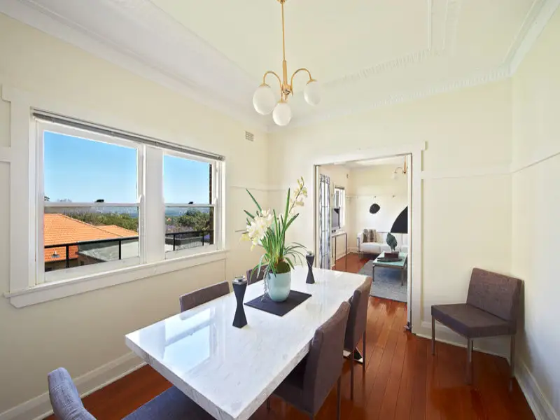 4/28 New South Head Road, Vaucluse Sold by Bradfield Badgerfox - image 1
