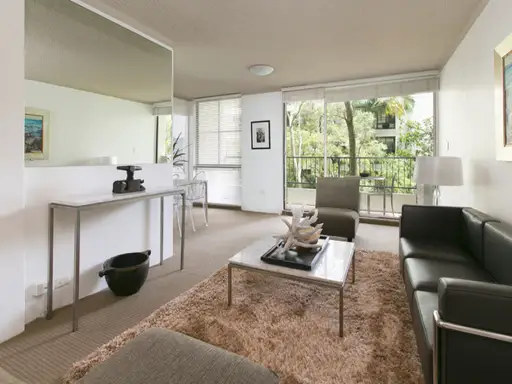 2E/6 Hampden Street, Paddington Sold by Bradfield Badgerfox