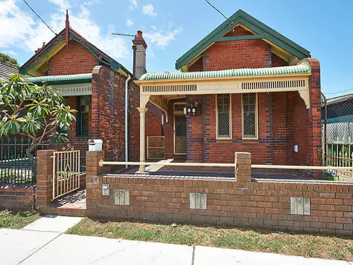 148 Doncaster Avenue, Kensington Sold by Bradfield Badgerfox