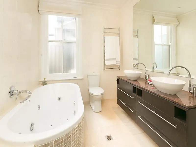 344 Moore Park Road, Paddington Sold by Bradfield Badgerfox - image 1