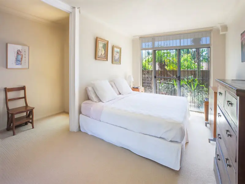 317 Edgecliff Road, Woollahra Sold by Bradfield Badgerfox - image 1