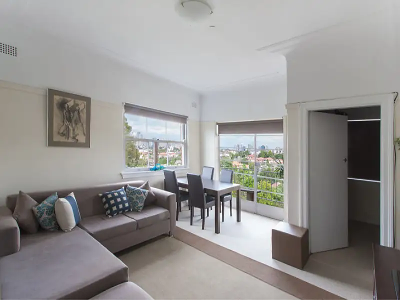 10 Hodgson Avenue, Cremorne Point Sold by Bradfield Badgerfox - image 1