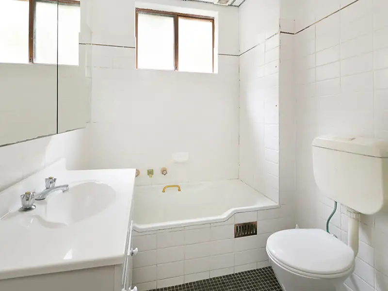 2/6 Liverpool Street, Rose Bay Sold by Bradfield Badgerfox - image 1