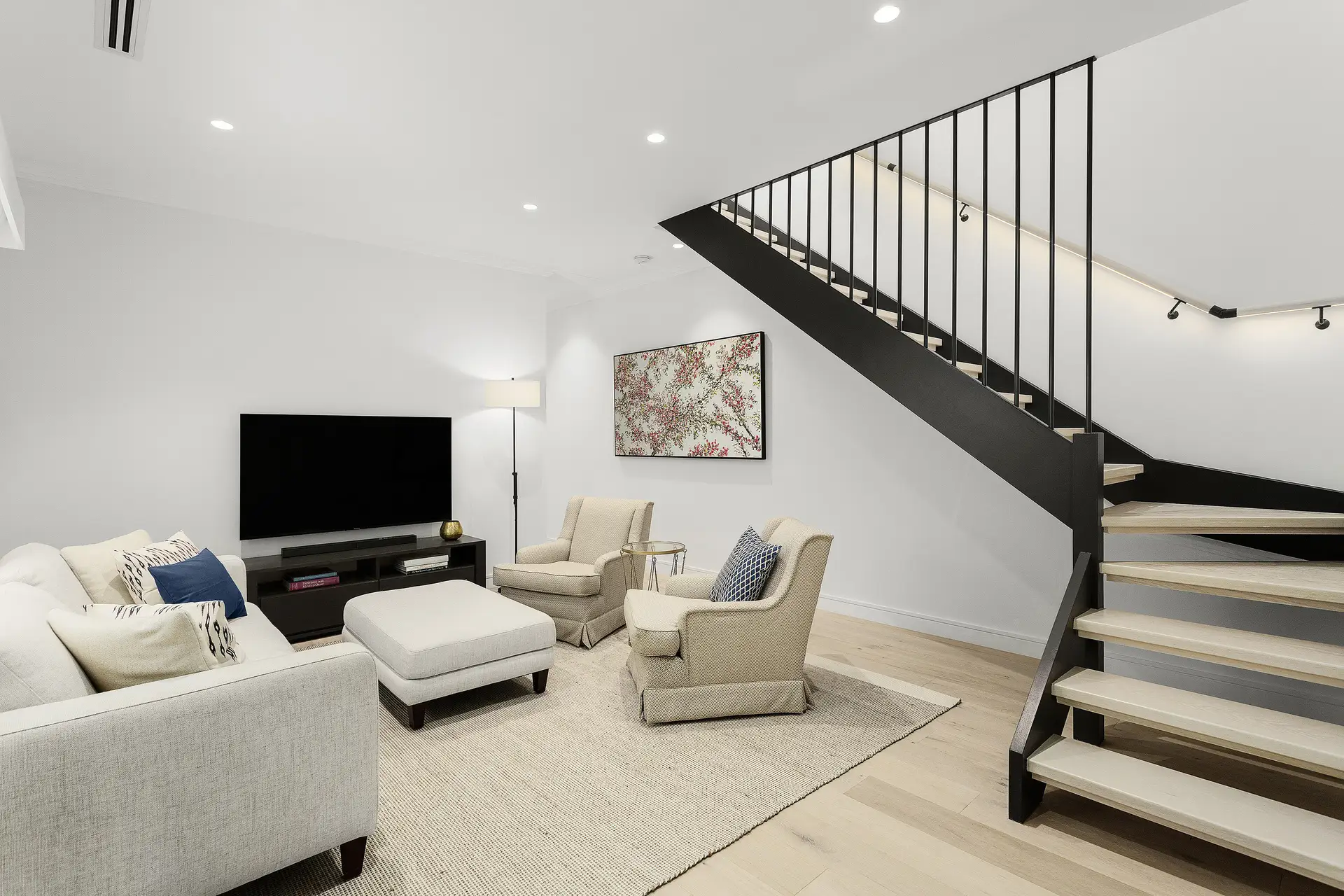 6 Narelle Street, North Bondi Sold by Bradfield Badgerfox - image 1