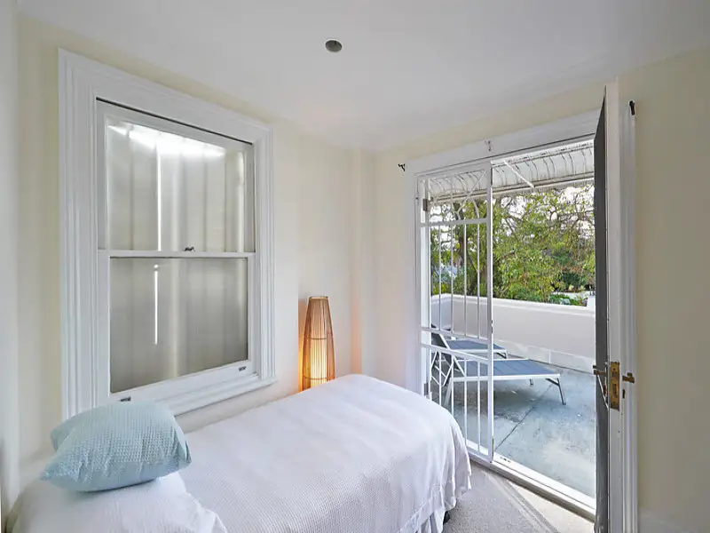 17 Victoria Avenue, Woollahra Sold by Bradfield Badgerfox - image 1