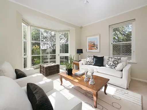 6/275 Edgecliff Road, Woollahra Sold by Bradfield Badgerfox