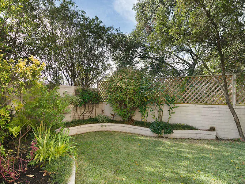 6/275 Edgecliff Road, Woollahra Sold by Bradfield Badgerfox - image 1